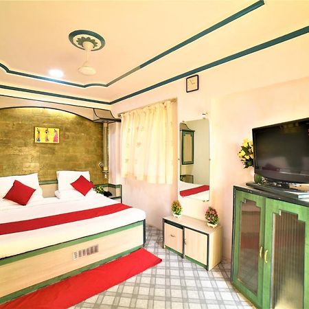 Hotel Aircraft International Мумбай Екстериор снимка